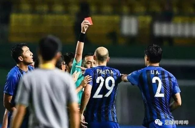  法甲裁判争议判罚，巴黎申诉遭驳回  